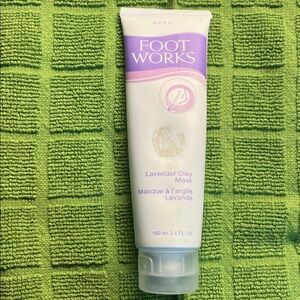 Avon Foot Works Lavender Clay Mask - Purple and White ((NEW))